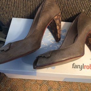 FARYLROBIN heels size 8M Colette peep hole